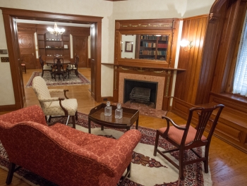 Metcalfe house library