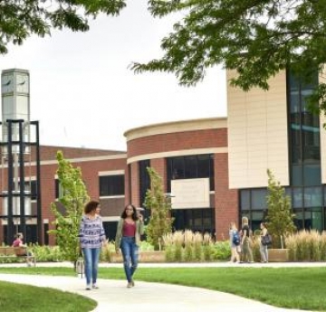 Campus shot of Geneseo Community College